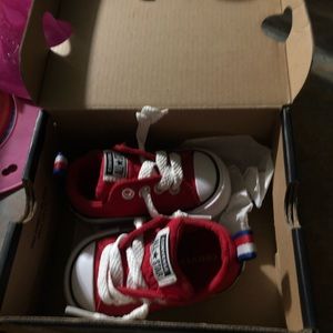 Baby converse size2
